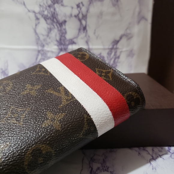 4️⃣8️⃣0️⃣Auth LV Sarah wallet Groom ltd edition - Picture 8 of 15